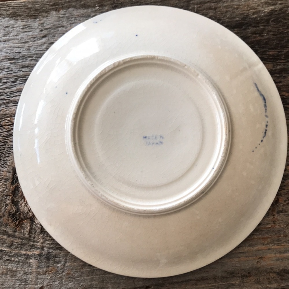 Blue Willow Saucers - Vintage - Set of Six - Picture 5 of 8